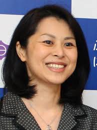 娘・王理恵の活動や経歴