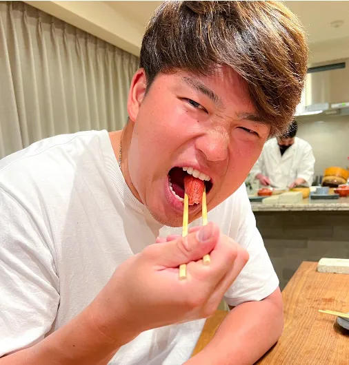 村上宗隆の嫁は誰？原英莉花との関係や本人が語る理想の結婚相手の条件