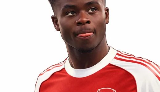 ブカヨ・サカの彼女はトラミ・ベンソン｜婚約発表した5年の馴れ初め