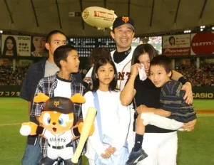 奥さんの名前・年齢・顔画像