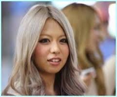 妻・内村千穂のギャル時代と現在の雰囲気の違い