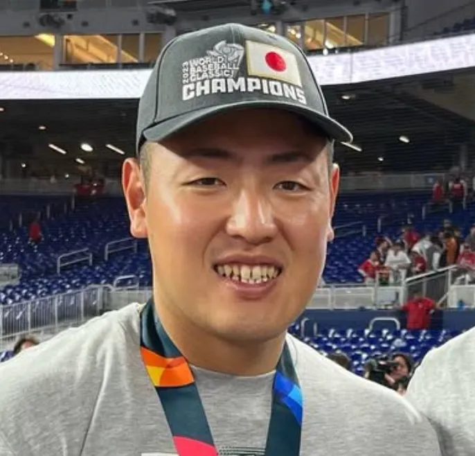 岡本和真の国籍が韓国と言われる理由と実家や出身や家族構成まで