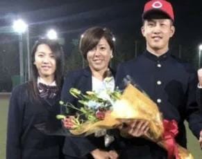 母親・こず江の経歴と元サッカー選手の実力